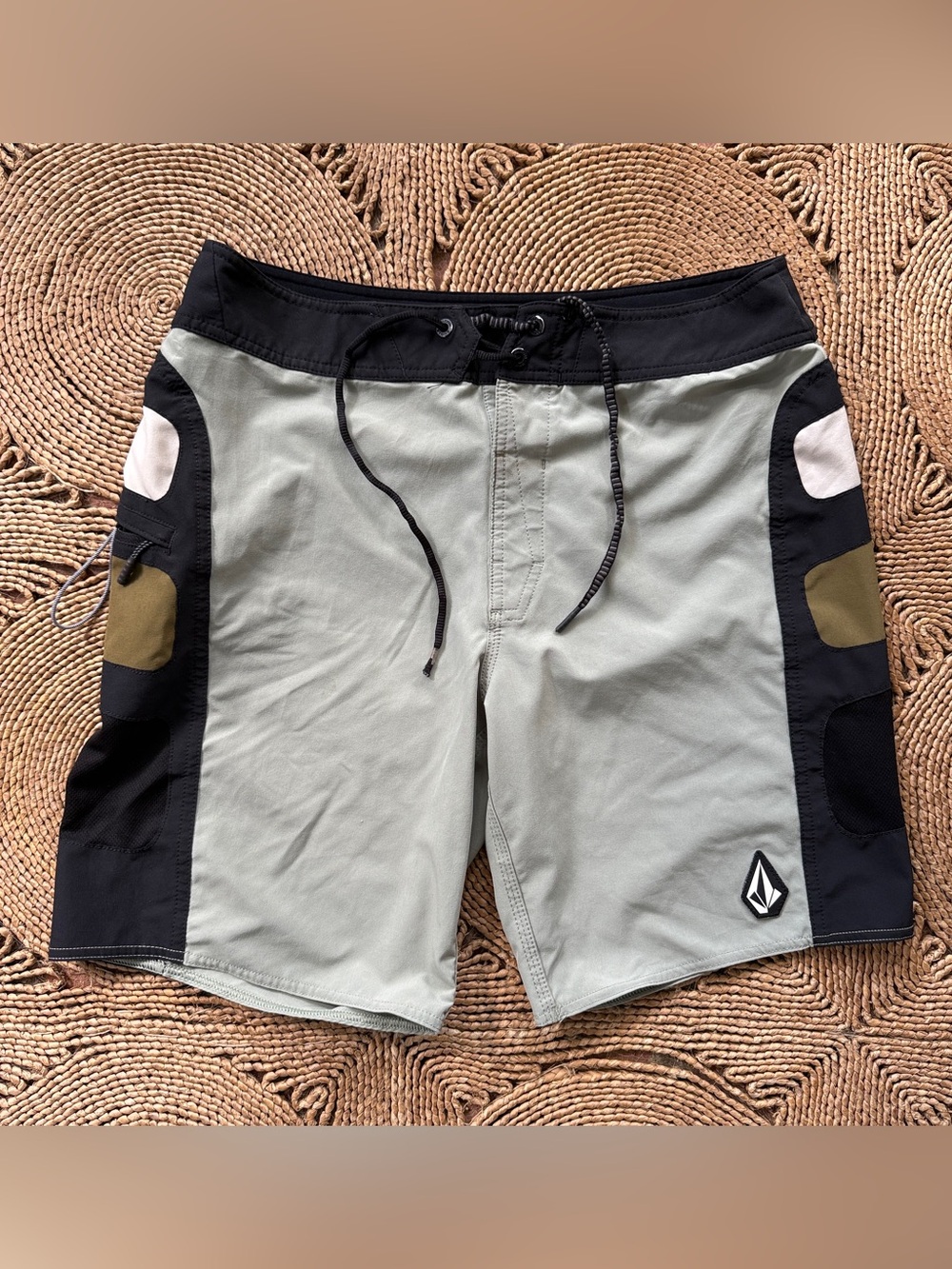 Volcom Men’s Swim Surf Trunks - 31